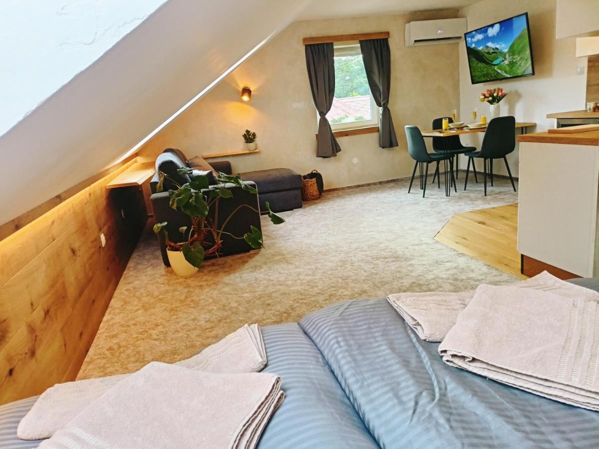 Apartman U Ovecku - Nová Paka Екстериор снимка