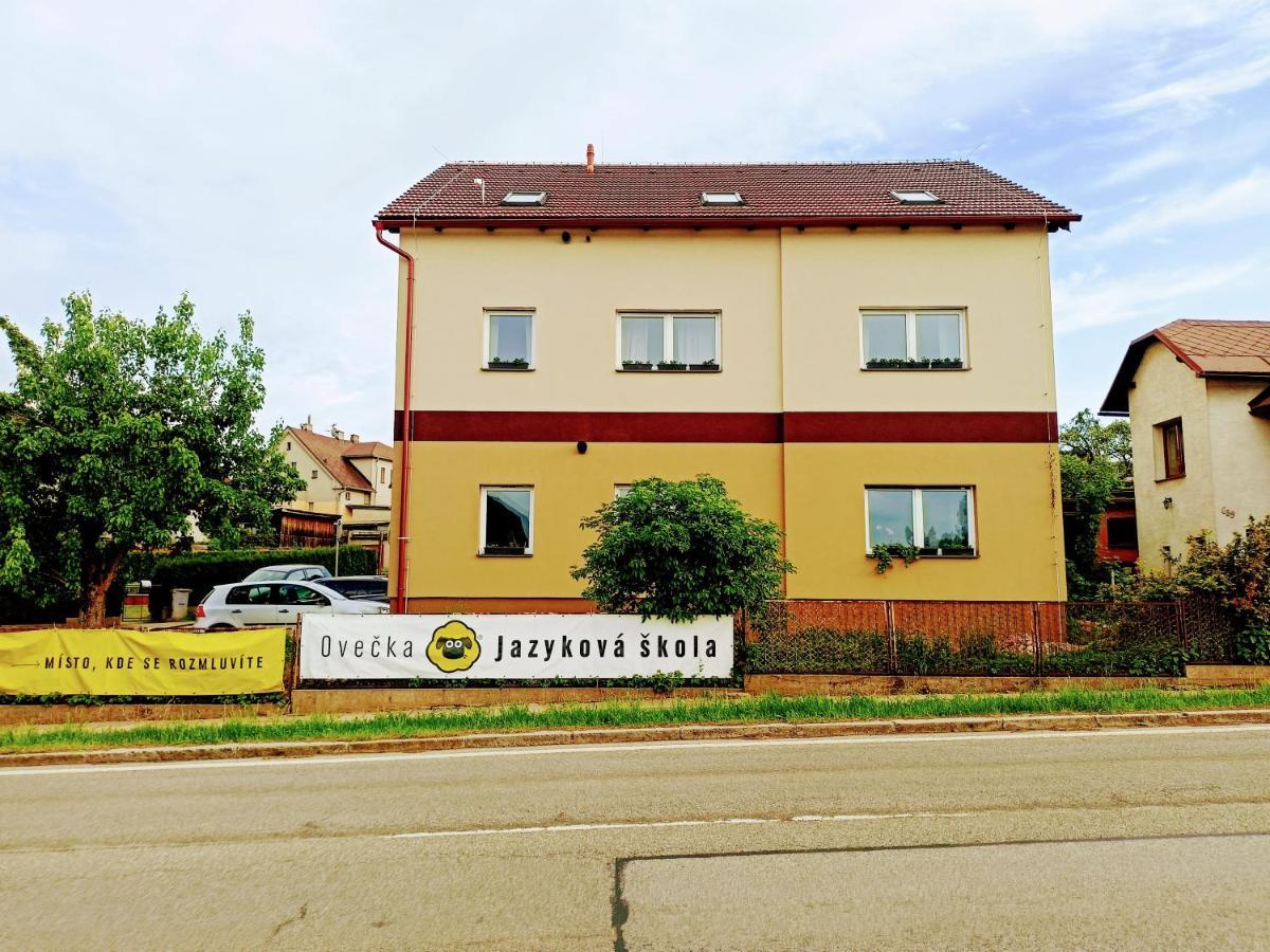 Apartman U Ovecku - Nová Paka Екстериор снимка