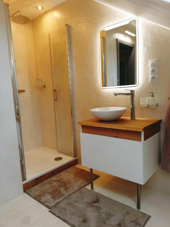 Apartman U Ovecku - Nová Paka Екстериор снимка