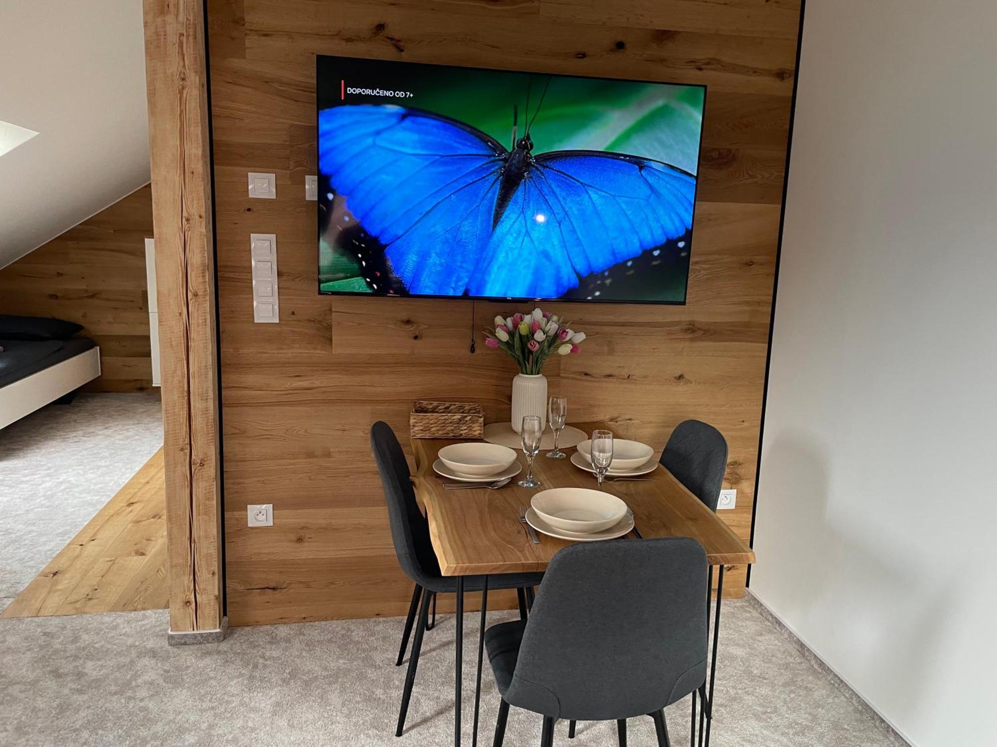 Apartman U Ovecku - Nová Paka Екстериор снимка